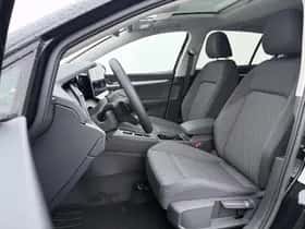 Volkswagen Golf (2026) thumbnail 3