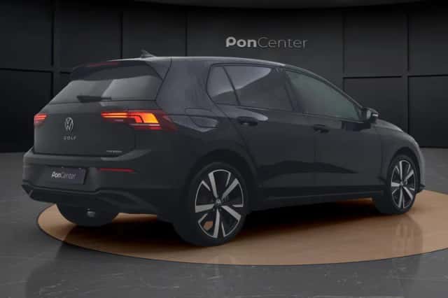 Volkswagen Golf (2026) thumbnail 4