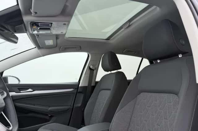 Volkswagen Golf (2026) thumbnail 6