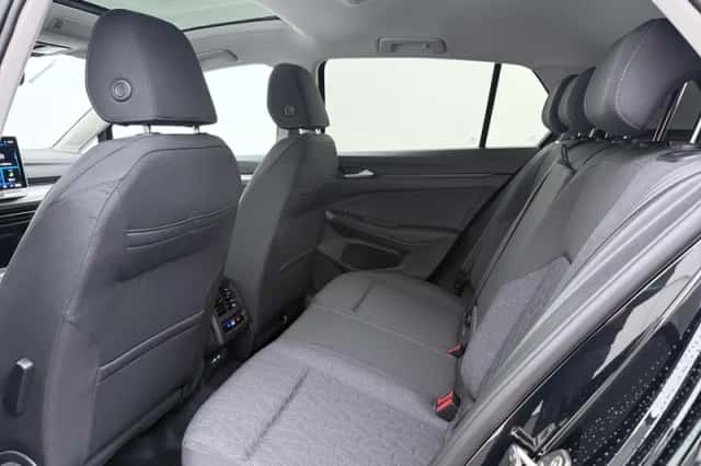Volkswagen Golf (2026) thumbnail 7