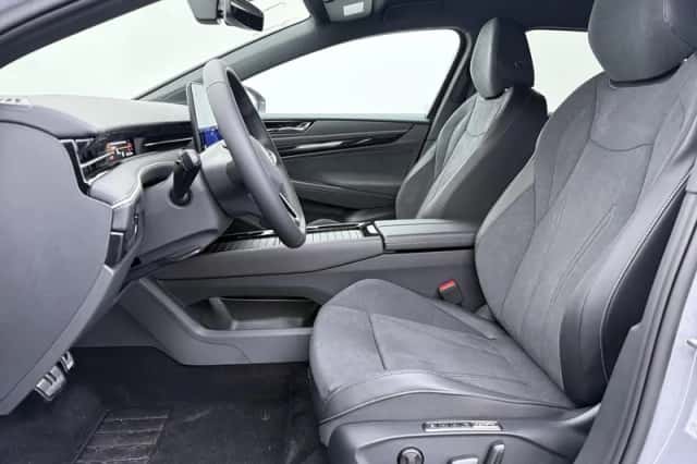 Volkswagen ID.7 (2026) thumbnail 3
