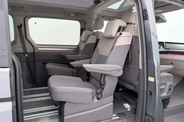 Volkswagen Multivan (2026) thumbnail 12