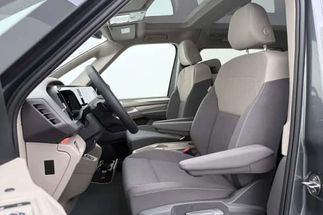 Volkswagen Multivan (2026) thumbnail 3