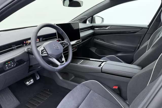Volkswagen ID.7 (2026) thumbnail 2
