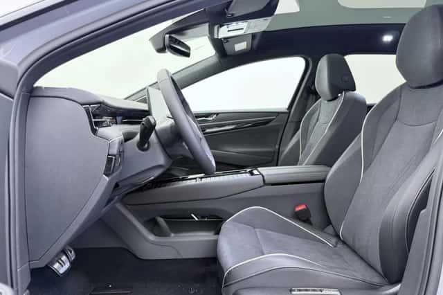 Volkswagen ID.7 (2026) thumbnail 3