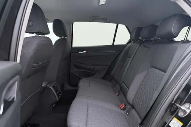 Volkswagen Golf (2026) thumbnail 6
