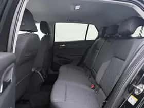 Volkswagen Golf (2026) thumbnail 6