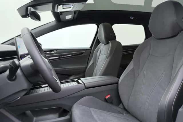 Volkswagen ID.7 (2026) thumbnail 3