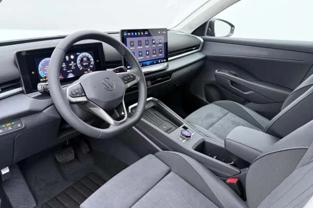 Volkswagen T-Roc (2026) thumbnail 2