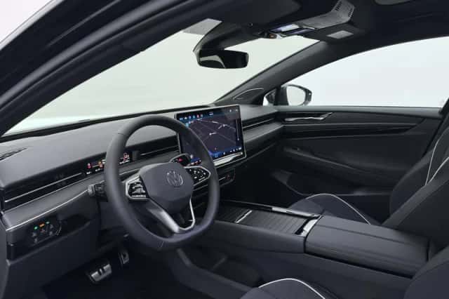 Volkswagen ID.7 (2026) thumbnail 2