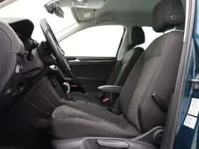 Volkswagen Tiguan (2023) thumbnail 4