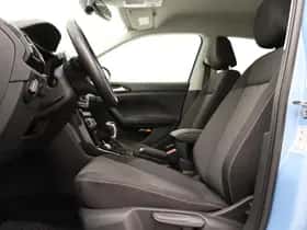 Volkswagen T-Cross (2025) thumbnail 4
