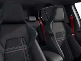 Volkswagen Golf (2026) thumbnail 5