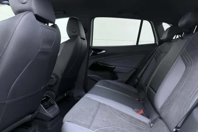 Volkswagen ID.4 (2026) thumbnail 6
