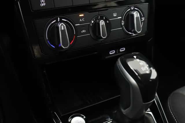 Volkswagen T-Cross (2025) thumbnail 7