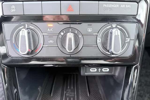 Volkswagen T-Cross (2025) thumbnail 14