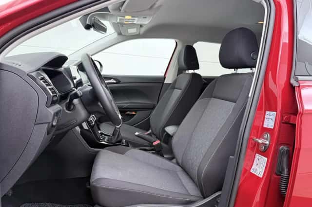 Volkswagen T-Cross (2025) thumbnail 4