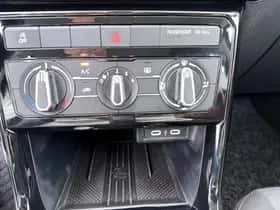 Volkswagen T-Cross (2025) thumbnail 8