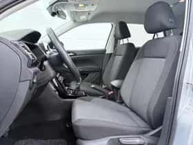 Volkswagen T-Cross (2025) thumbnail 4