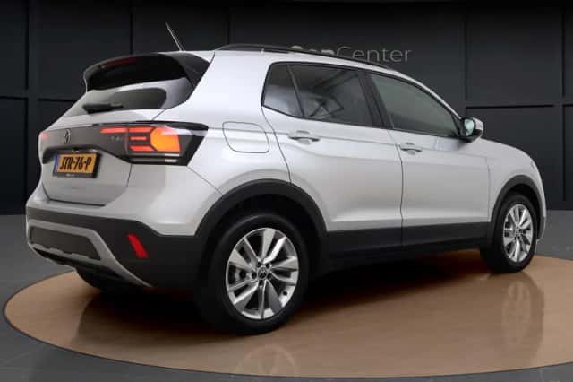 Volkswagen T-Cross (2025) thumbnail 5