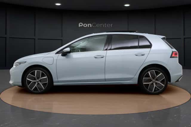 Volkswagen Golf (2026) thumbnail 5