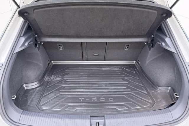Volkswagen T-Roc (2023) thumbnail 8