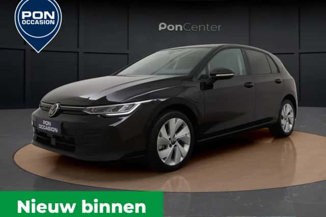 Volkswagen Golf (2025) thumbnail 1
