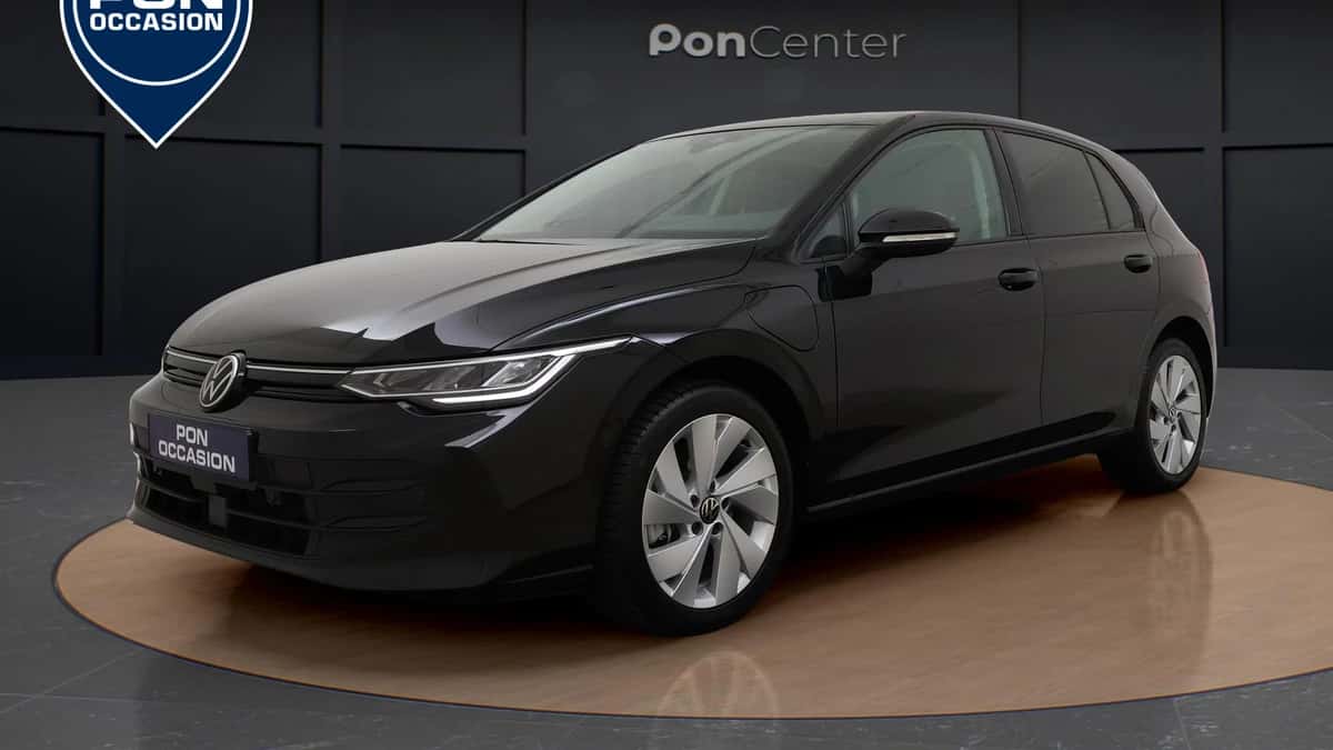 Volkswagen Golf (2025) — foto 1