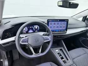 Volkswagen Golf (2025) thumbnail 3