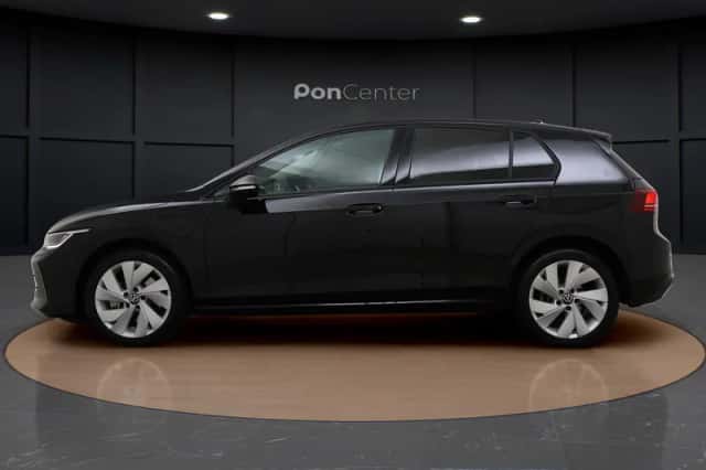 Volkswagen Golf (2025) thumbnail 6