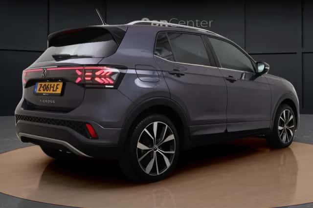 Volkswagen T-Cross (2024) thumbnail 5