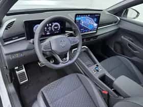 Volkswagen T-Roc (2026) thumbnail 2