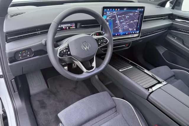 Volkswagen ID.7 (2026) thumbnail 2