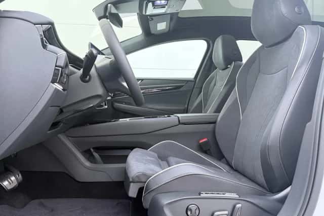 Volkswagen ID.7 (2026) thumbnail 3