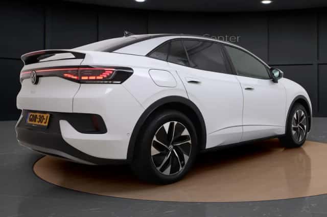 Volkswagen ID.5 (2024) thumbnail 5