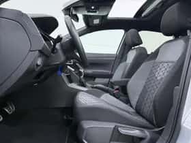 Volkswagen Polo (2024) thumbnail 4