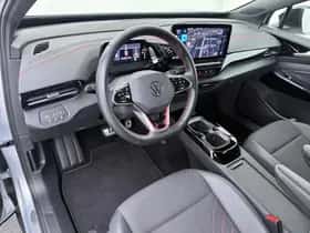 Volkswagen ID.5 (2023) thumbnail 3