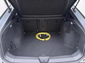 Volkswagen ID.5 (2023) thumbnail 8
