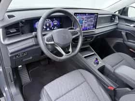 Volkswagen Tayron (2025) thumbnail 3