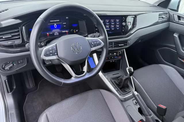 Volkswagen Taigo (2024) thumbnail 3