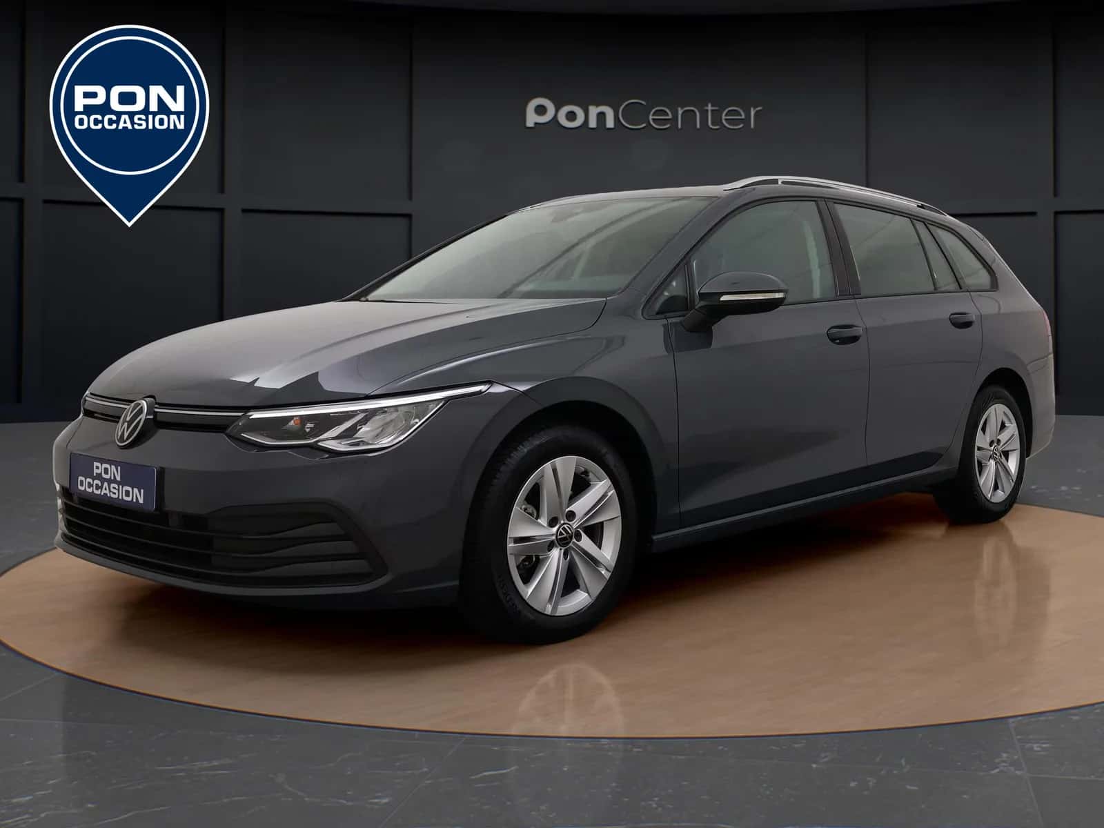 Volkswagen Golf (2024) — foto 1