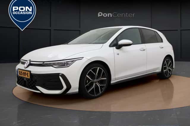 Volkswagen Golf (2025) thumbnail 1