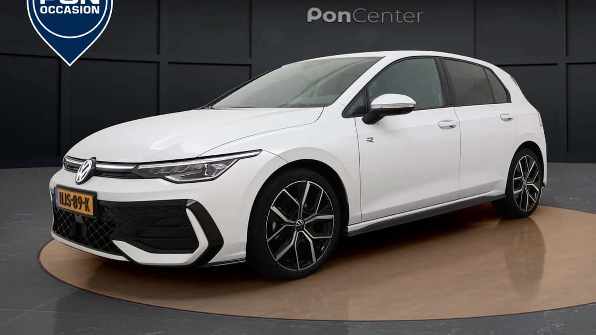 Volkswagen Golf (2025) — foto 1