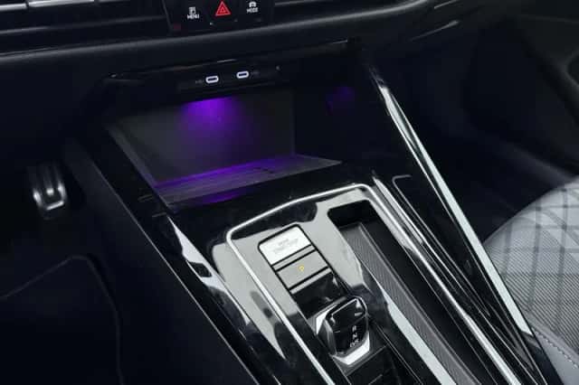 Volkswagen Golf (2025) thumbnail 14