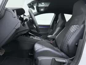 Volkswagen Golf (2025) thumbnail 4