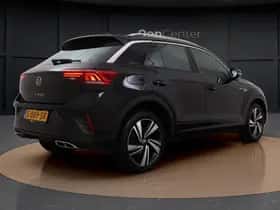 Volkswagen T-Roc (2023) thumbnail 5