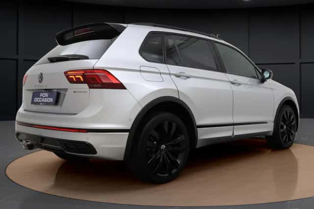 Volkswagen Tiguan (2022) thumbnail 5