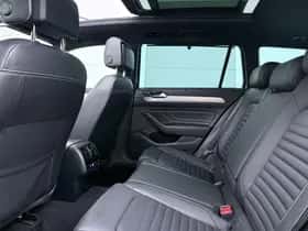 Volkswagen Passat (2022) thumbnail 7