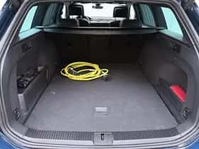 Volkswagen Passat (2022) thumbnail 8