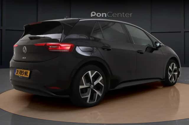 Volkswagen ID.3 (2023) thumbnail 5